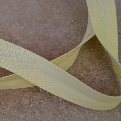 0,5 m šikmý proužek jemně béžový 18 mm (bavlna/polyester)