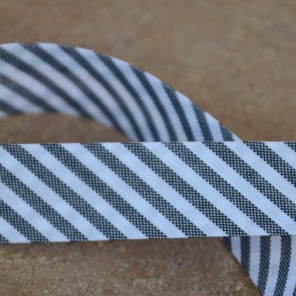 0,5 m šikmý proužek proužky černobílé 18 mm (bavlna/polyester)