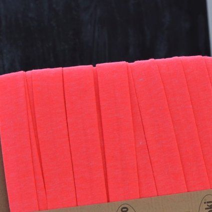 3 m šikmý proužek úplet růžový neon 20 mm