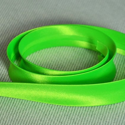 0,5 m šikmý proužek neon zelený 18 mm (100% polyester)