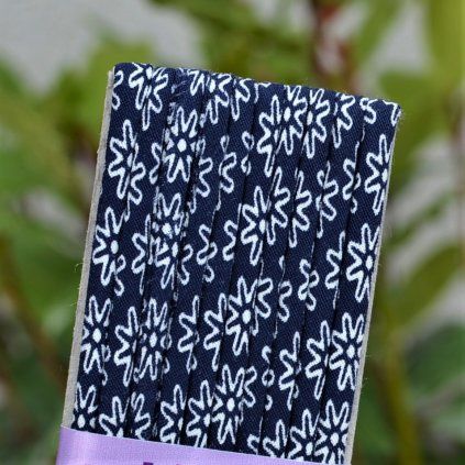 funcord 3 mm 3 metry - kvítky na tmavě modré