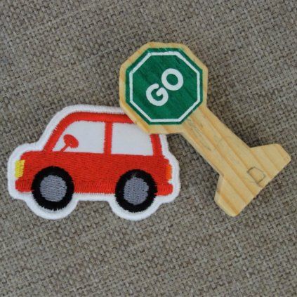 Nášivka Autíčko mini červené