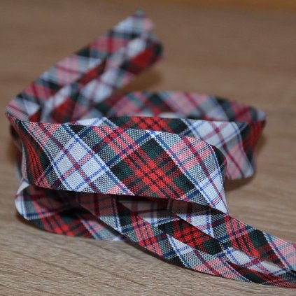 0,5 m šikmý proužek tartan kostičky červenobílé 18 mm (bavlna/polyester)