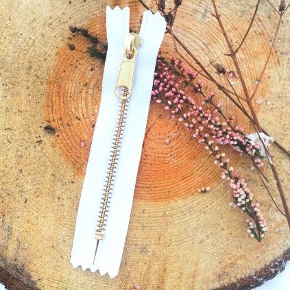 nedělitelný kovový zip YKK - 12 cm, bílý