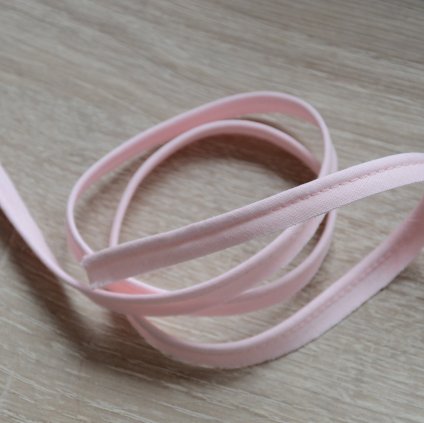 0,5 m paspule světle růžová 10 mm (bavlna)