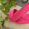 0,5 m šikmý proužek fuchsiový plátno s elastanem 18 mm
