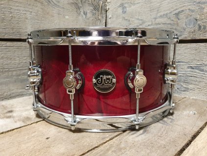 snare DW Performance 14x6,5 Cherry stain