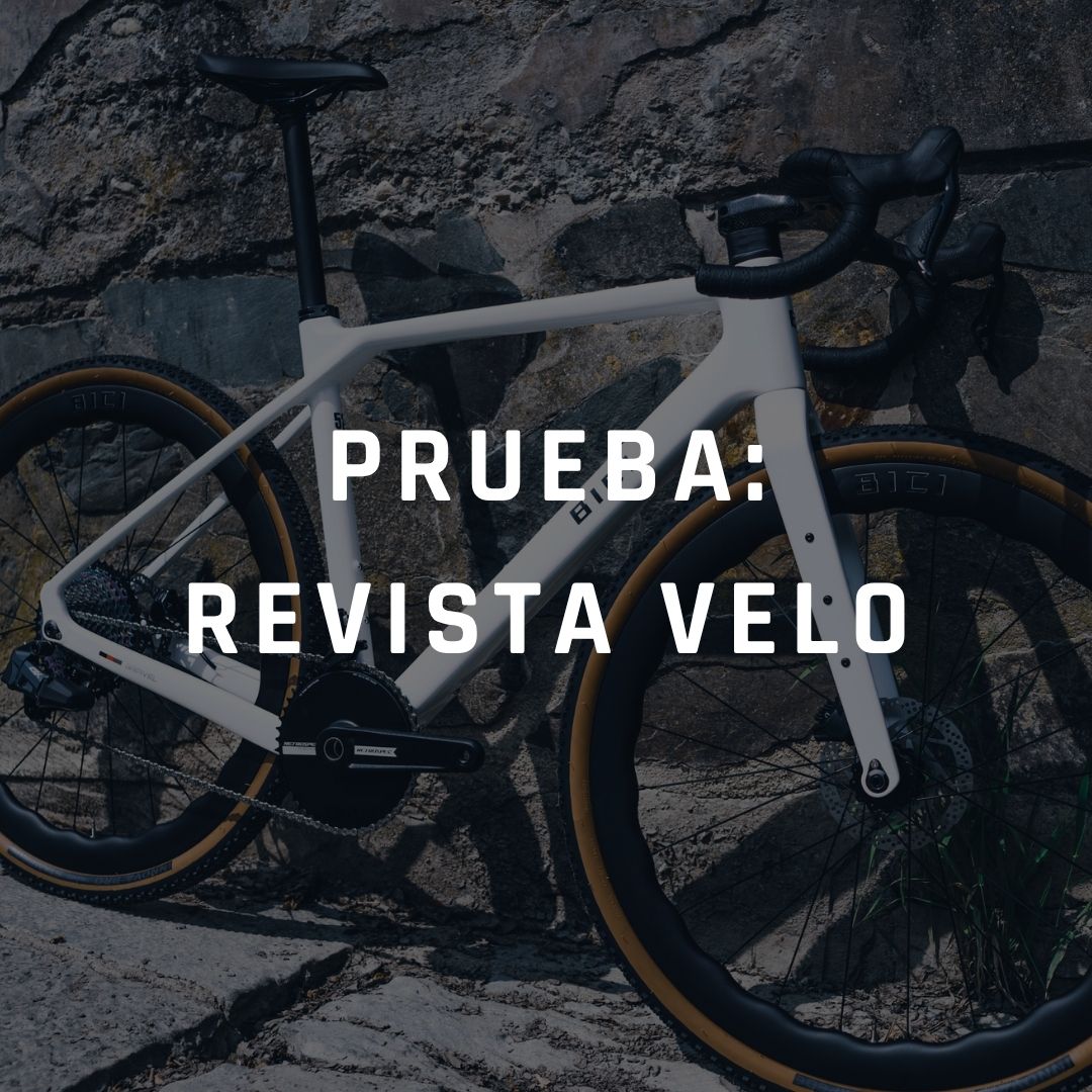 BICI en la revista VELO: la Assietta en una prueba independiente y la historia de una marca que nació en un hospital