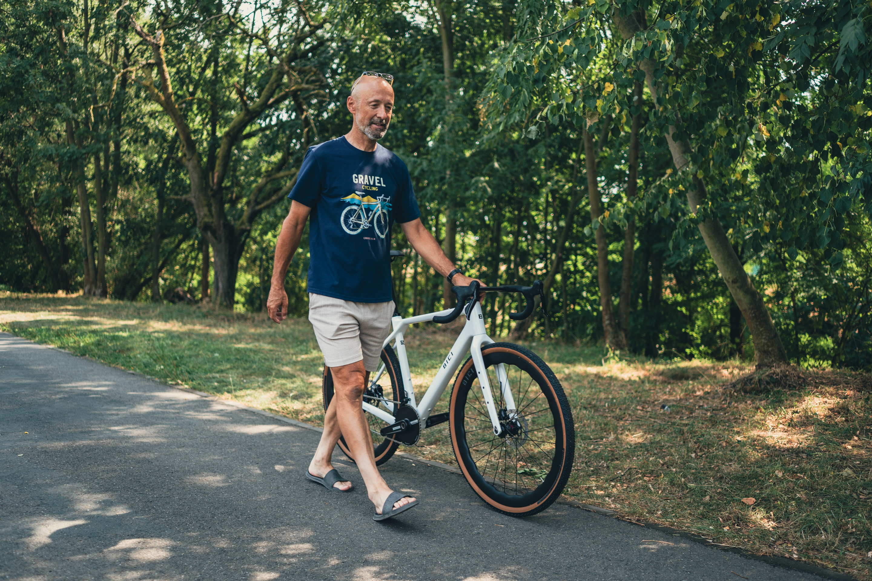 Rozhovor s Michalem Martinkem o vzniku značky BICI v časopise VELO