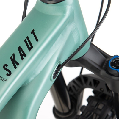 CTM-SKAUT-EN-Comp-leskla-cierna-matna-sivozelena-d1