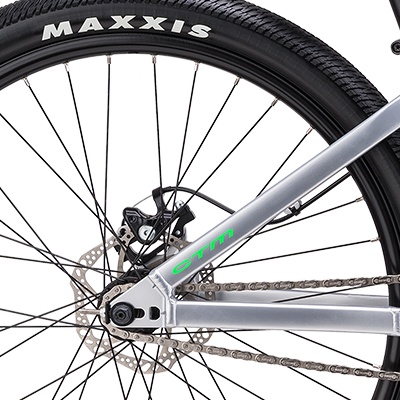 horsky-bicykel-dirtking-matna-strieborna-2026-d4