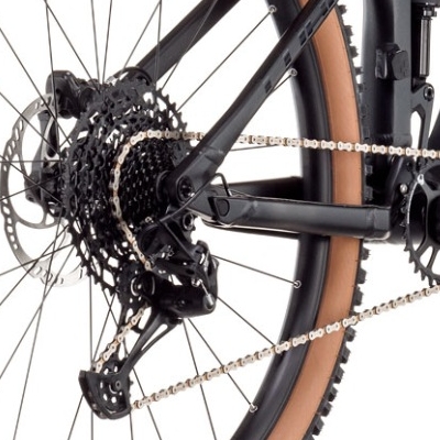 cube-stereo-one44-c-62-race-29-pidgeonblue-n-art-2025-d3