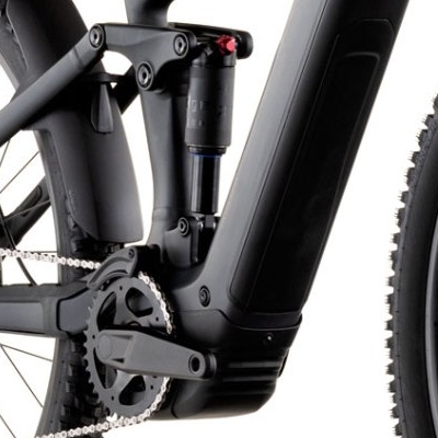 cube-stereo-hybrid-one22-pro-800-night-chrome-2026-d1