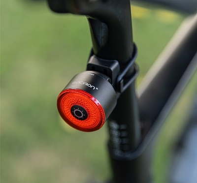 svetlo-zadne-gaciron-loop-100-d4