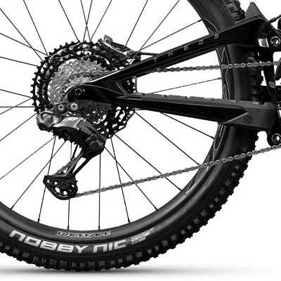 kellys_theos_f100-d4