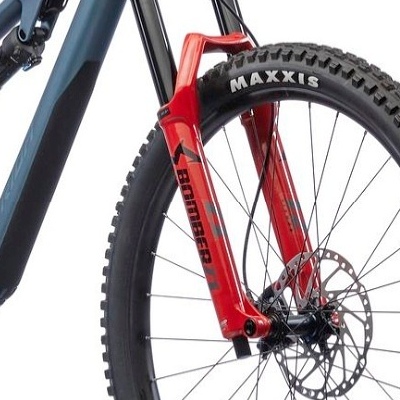 celoodpruzeny-horsky-bicykel-merida-one-forty-6000-d3