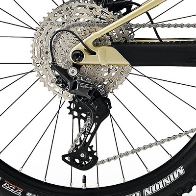 celoodpruzeny-horsky-bicykel-merida-one-sixty-500-d1