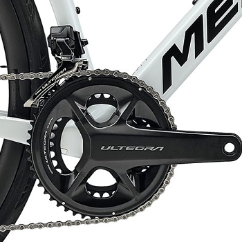 MERIDA SCULTURA ENDURANCE 8000 na ceste – endurance bicykel pre dlhé vzdialenosti