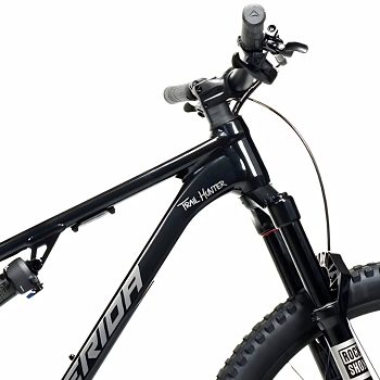 merida-one-twenty-trail-hunter-edition-glossy-black-silver_1800-d1