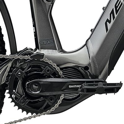 eone-forty-675-sedy-cierny-2025-d3