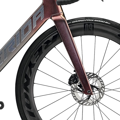 cestny-bicykel-reacto-8000-2026-d2