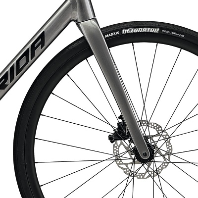 merida-scultura-endurance-400-sedy-d2