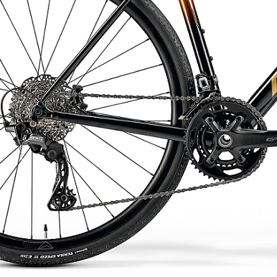 scultura-endurance-gr-700-tmavy-med-cierny-d3