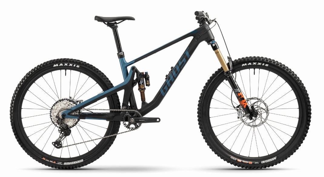 Celoodpružený horský bicykel GHOST Riot Trail CF 150/140 Full Party Veľkosť rámu: XL na výšku postavy 186-196 cm