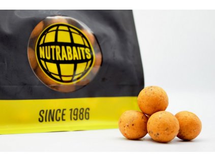 Nutrabaits trvanlivé boilie Tecni Spice 18mm 1kg