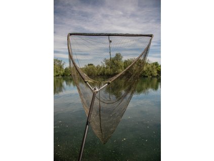 Solar podběrák P1 Bow Loc Landing Net 2
