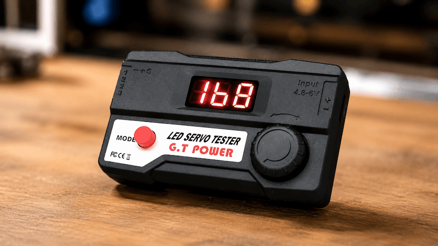 servo-tester-v-dilne-1