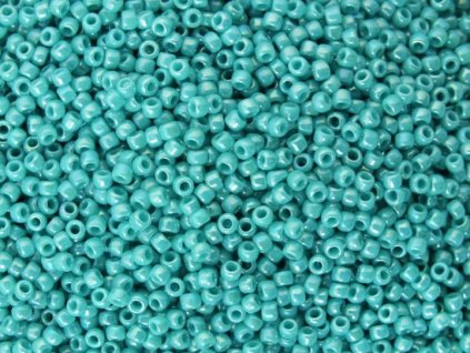 TOHO rokajl, Opaque Rainbow Turquoise, vel.2,2 mm, průtah 0,8 mm