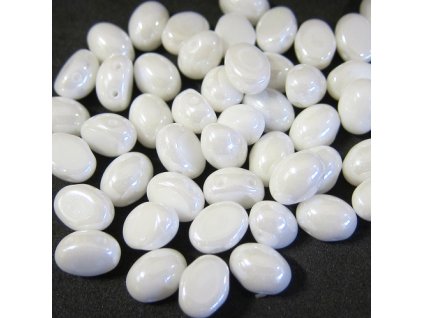 Dvoudírkové oválné kabošony PRECIOSA Candy Oval™, 6x8 mm - bílá perleťová