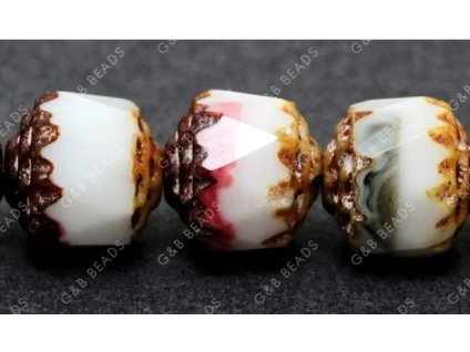 ohnovky katedraly bilocervene travertinovy okraj