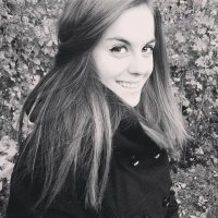                                     S nákupom Vám pomôže Lucie Martinátová
                            