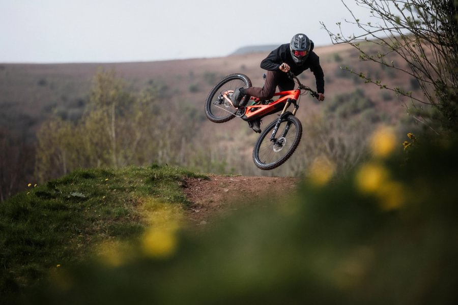 Orbea Wild LT a 1300 wattů od Avinoxu