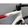 Basso Astra chroma white, Shimano 105 Di2, Microtech RE38