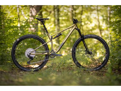 SUPERIOR XF 939 TR Matte Olive Metallic/Black, vel. 21" (XL) Dostupnost jaro 2022