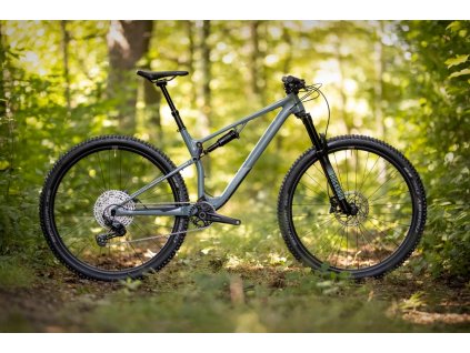 SUPERIOR XF 919 TR Matte Trooper Green/Black, vel. 15,5" (S) Dostupnost jaro 2022