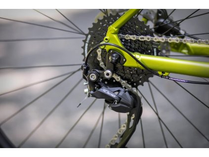 SUPERIOR XC 859 Matte Lime Metallic/Chrome Silver, vel. 18,0" (M) Dostupnost LÉTO 2022