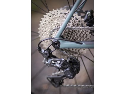 SUPERIOR X-ROAD Team Comp GR Matte Trooper Green, vel. 54cm (M) Dostupnost LÉTO/PODZIM 2022