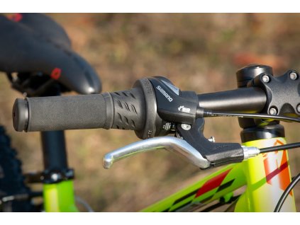SUPERIOR Racer XC 20 Matte Lime/Black/Red Dostupnost jaro 2022