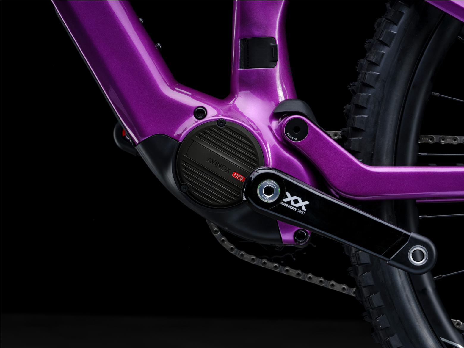 Elektrokola Crussis s motorem Avinox M2S