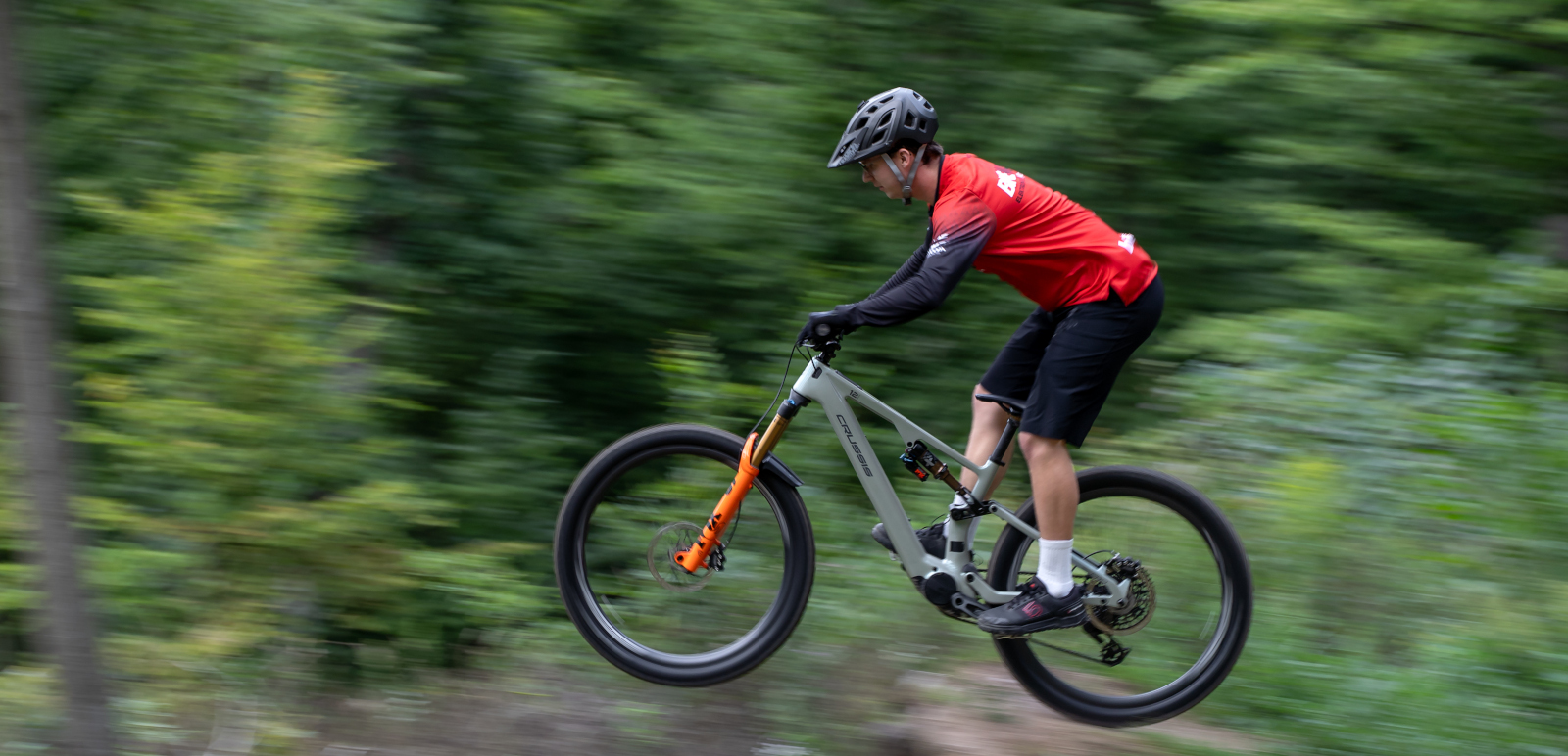 Test motoru DJI Avinox