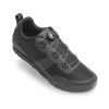 GIRO Tracker tretry (Black) (Velikost 48)