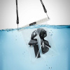 FIDLOCK HERMETIC dry bag maxi transparent in water 800x800