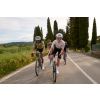 Uvex helma Surge aero MIPS (warm grey matt)