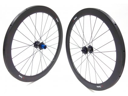 1275g Karbonová disc galusková kola WR Compositi R28" T51-W Alpha, náboje Tune KillHill/ClimbHill Road, Sapim CX Ray