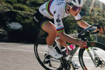 Zcela nové tretry Specialized S-Works Ares 2