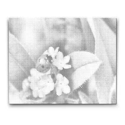 Punktmalerei_Marienkafer_auf_blauen_Blumen_M2